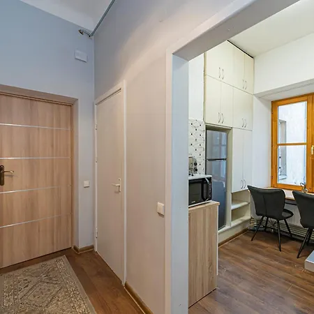 Old Town With Free Parking #2 By Poloaparments Apartment Kaunas