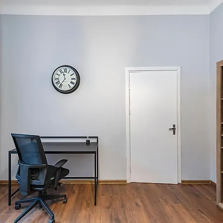 Apartment Old Town With Free Parking #2 By Poloaparments Kaunas