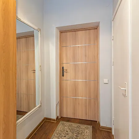 Old Town With Free Parking #2 By Poloaparments * Kaunas