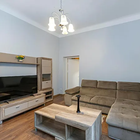 Apartment Old Town With Free Parking #2 By Poloaparments *